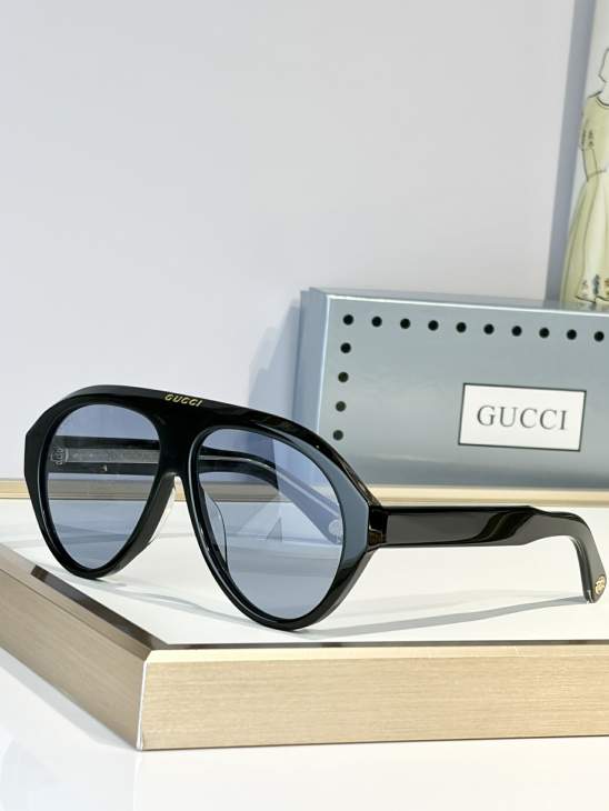 Picture of Gucci Sunglasses _SKUfw79683654fw